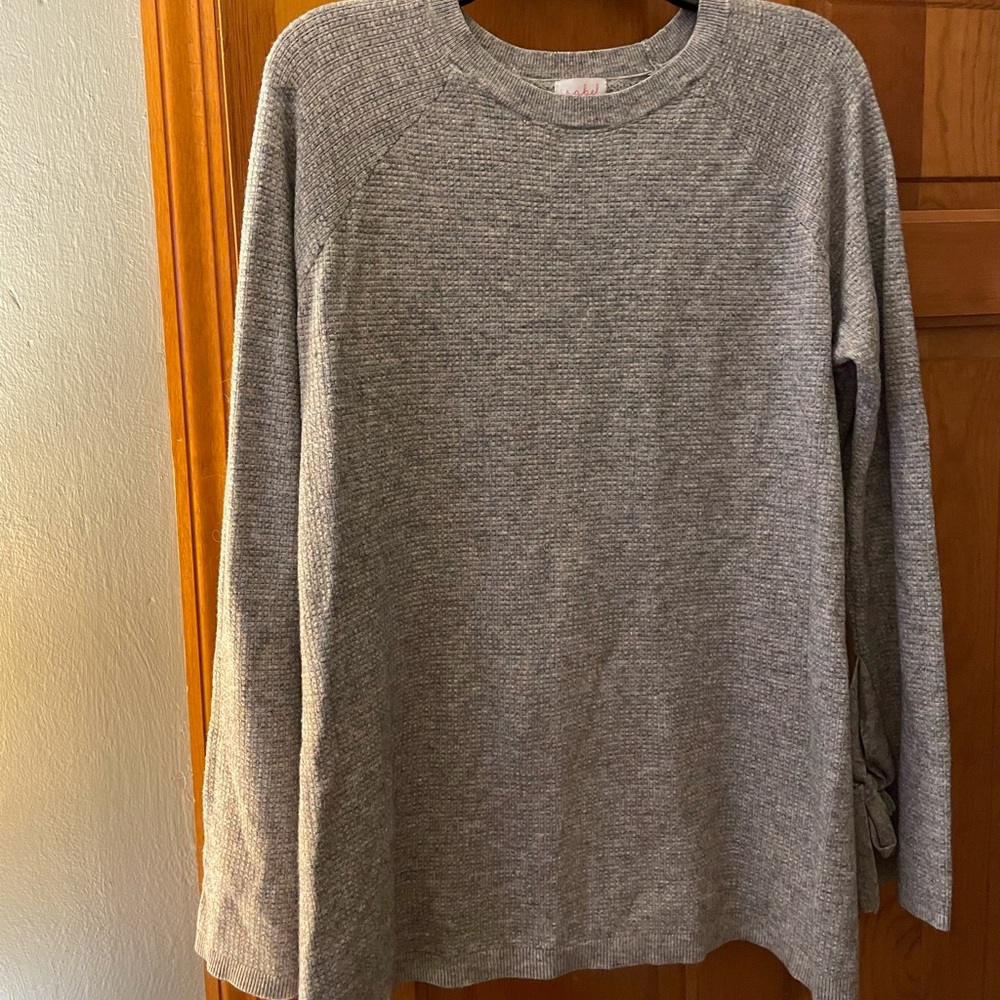 Gray maternity sweater
